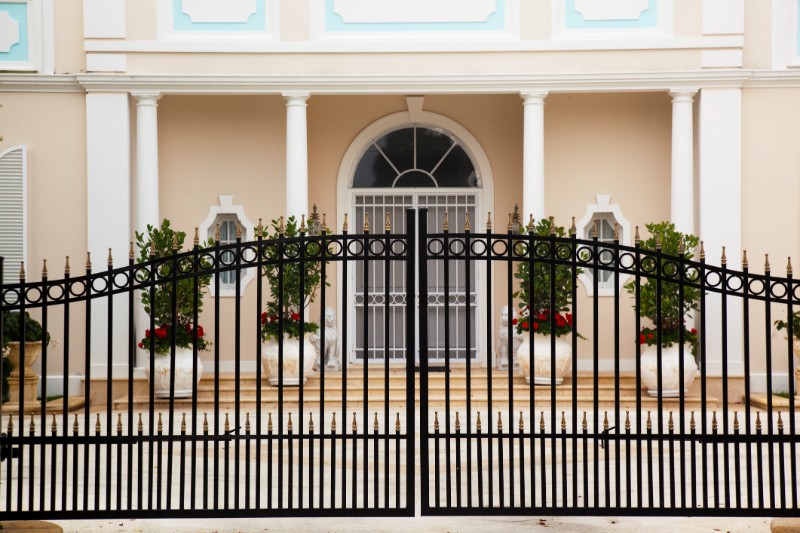 gate of a luxury home in las vegas